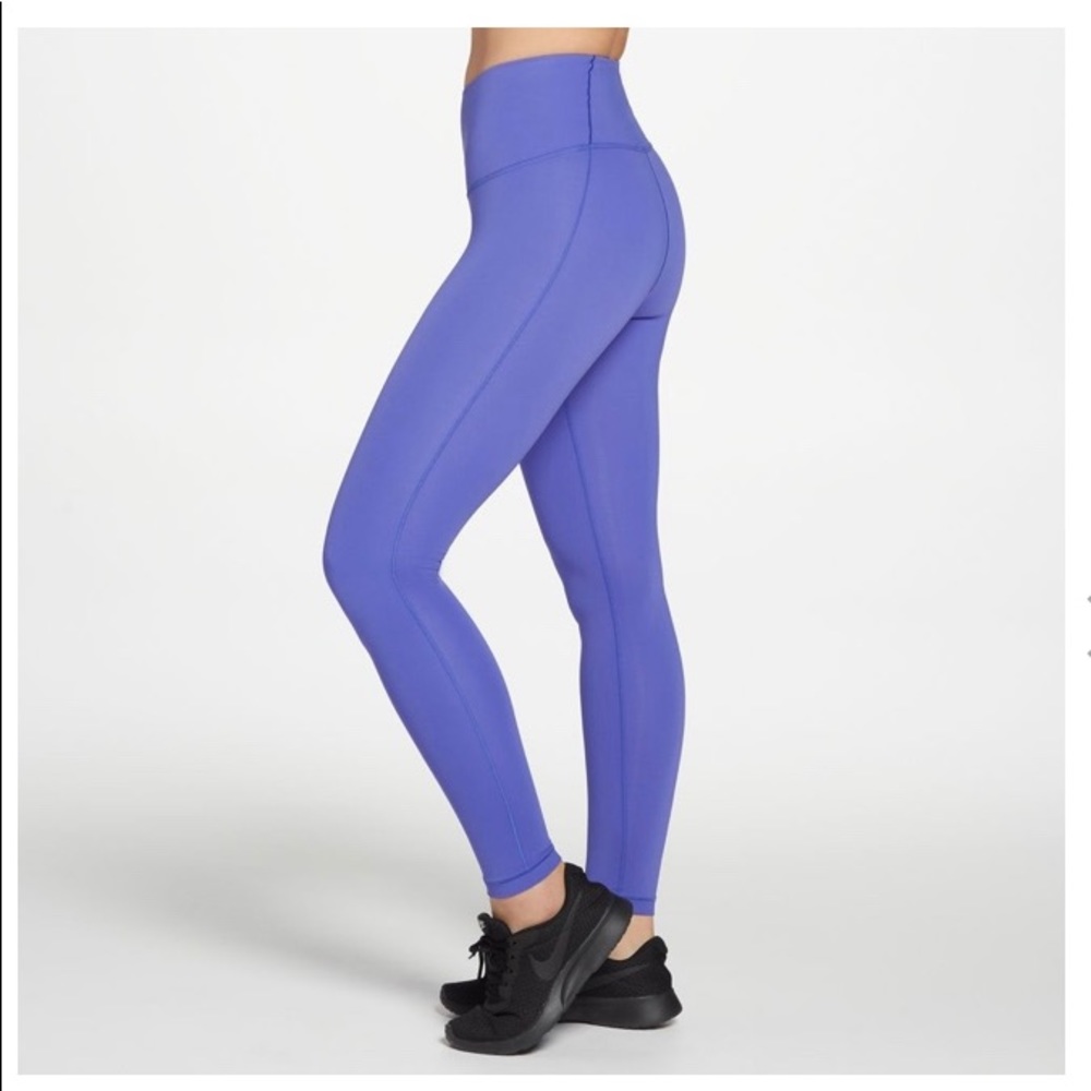 Calia Power Sculpt leggings. Brand new. Size M.